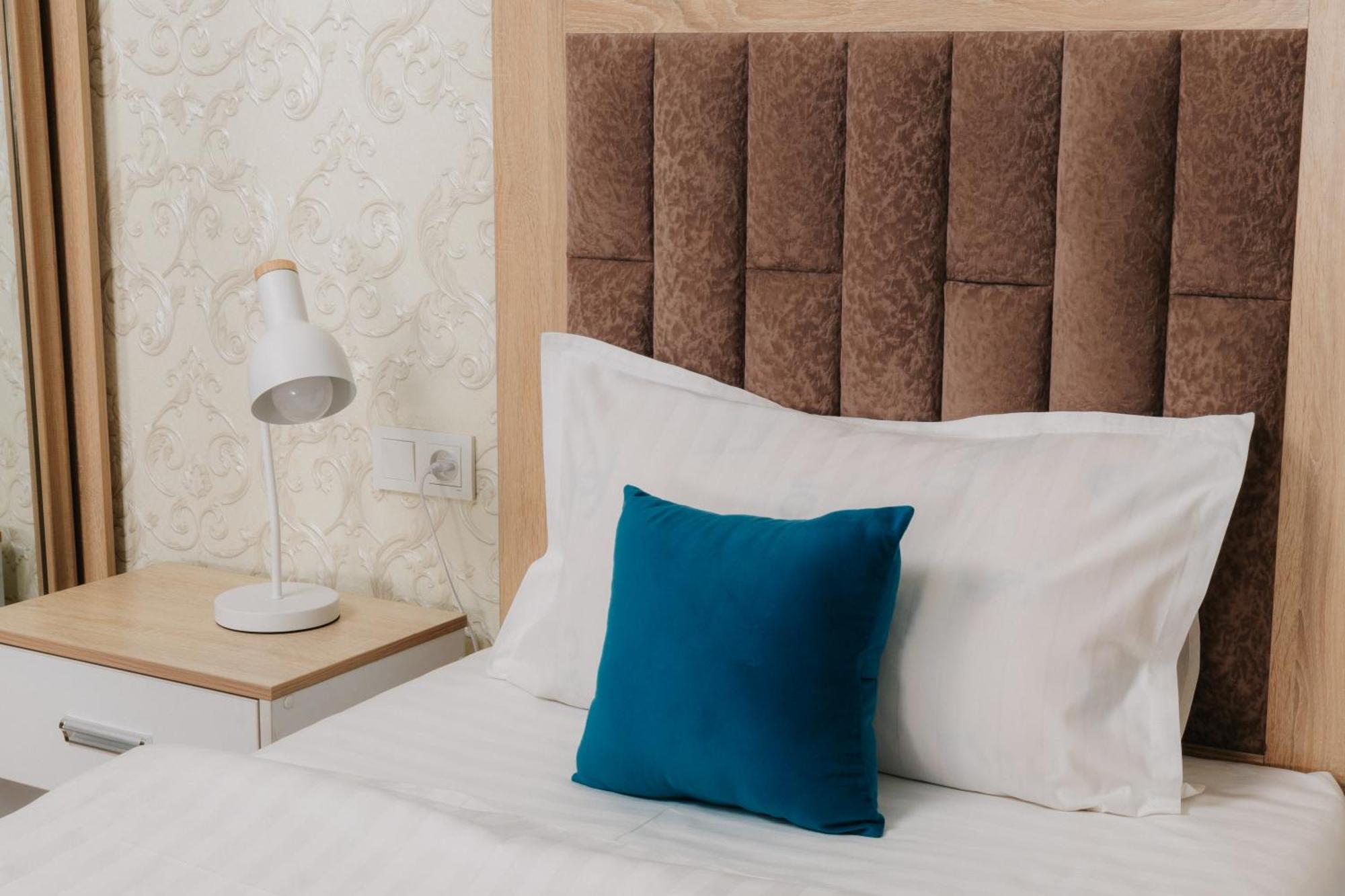 Resident Hotel Tashkent Esterno foto